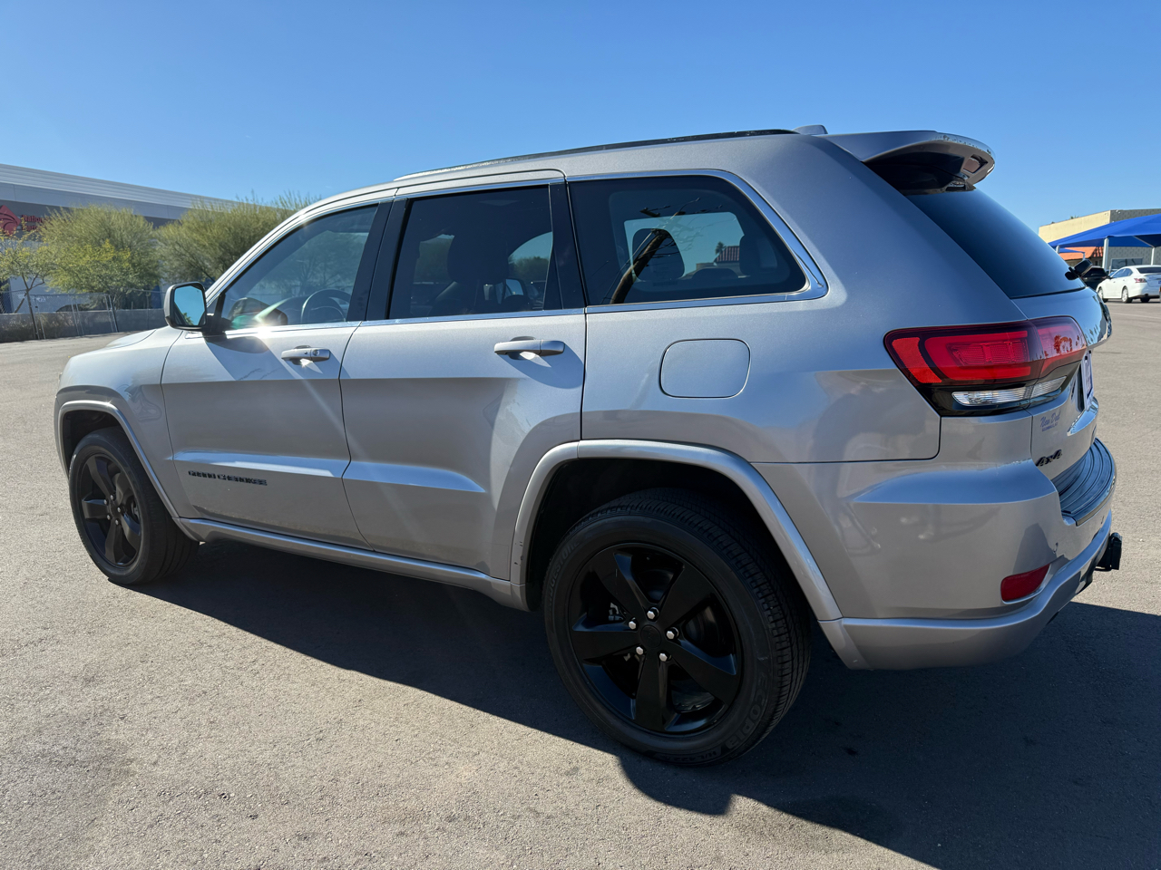 Jeep Grand Cherokee Laredo 4WD 2015