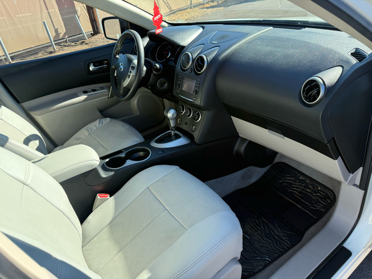 Nissan Rogue S AWD 2013