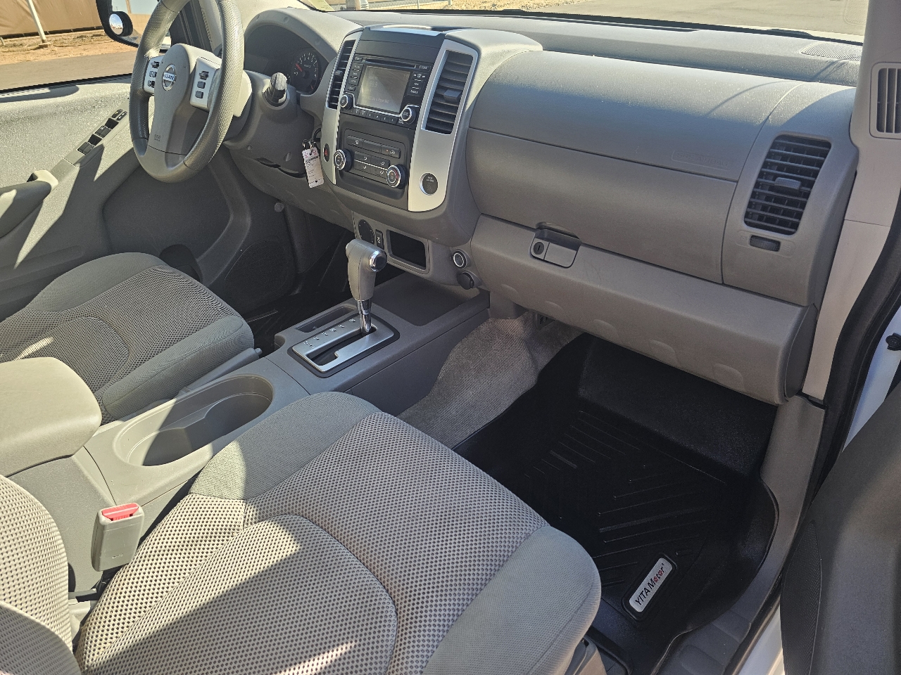 Nissan Frontier S Crew Cab 5AT 2WD 2016