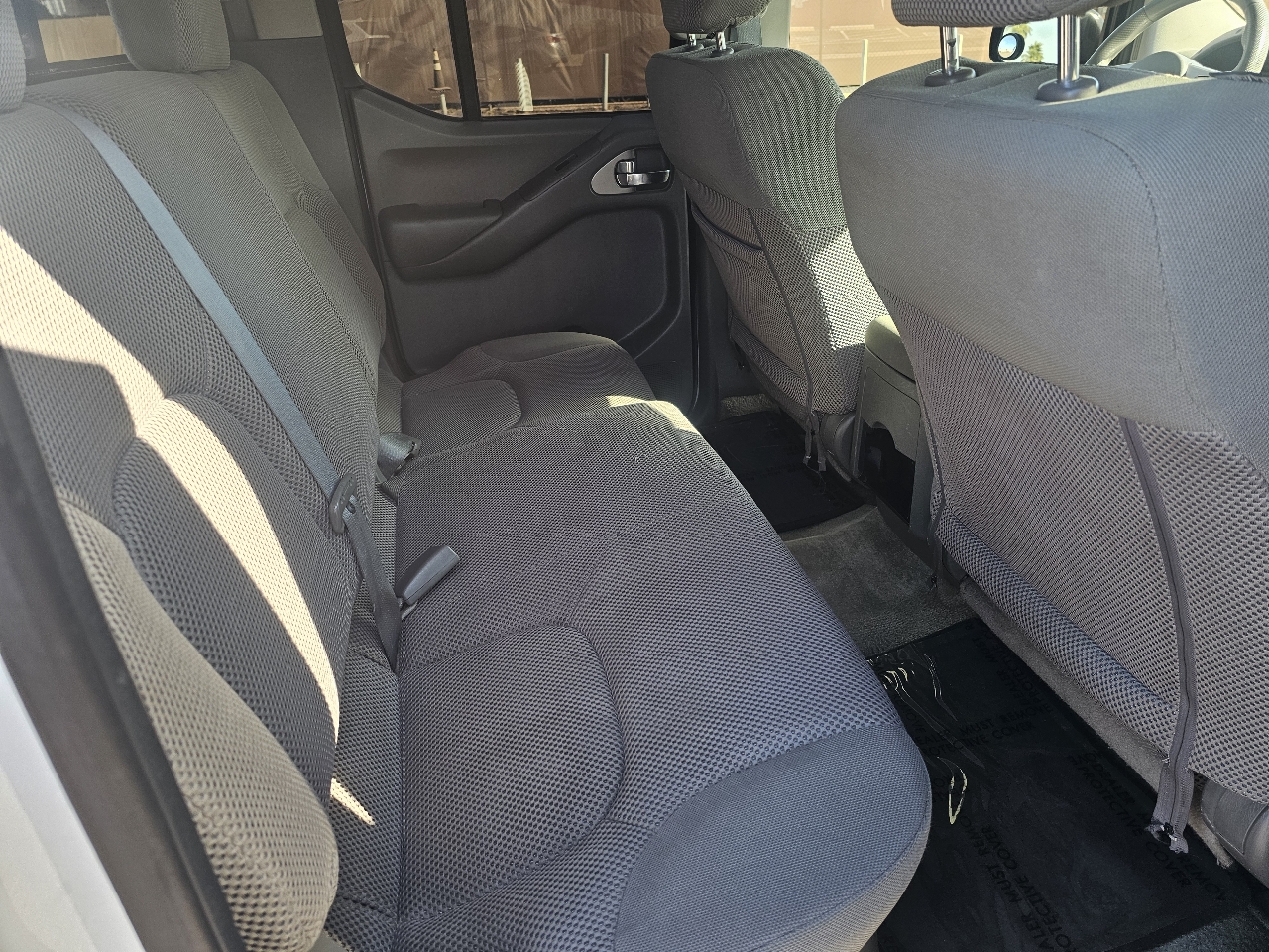 Nissan Frontier S Crew Cab 5AT 2WD 2016