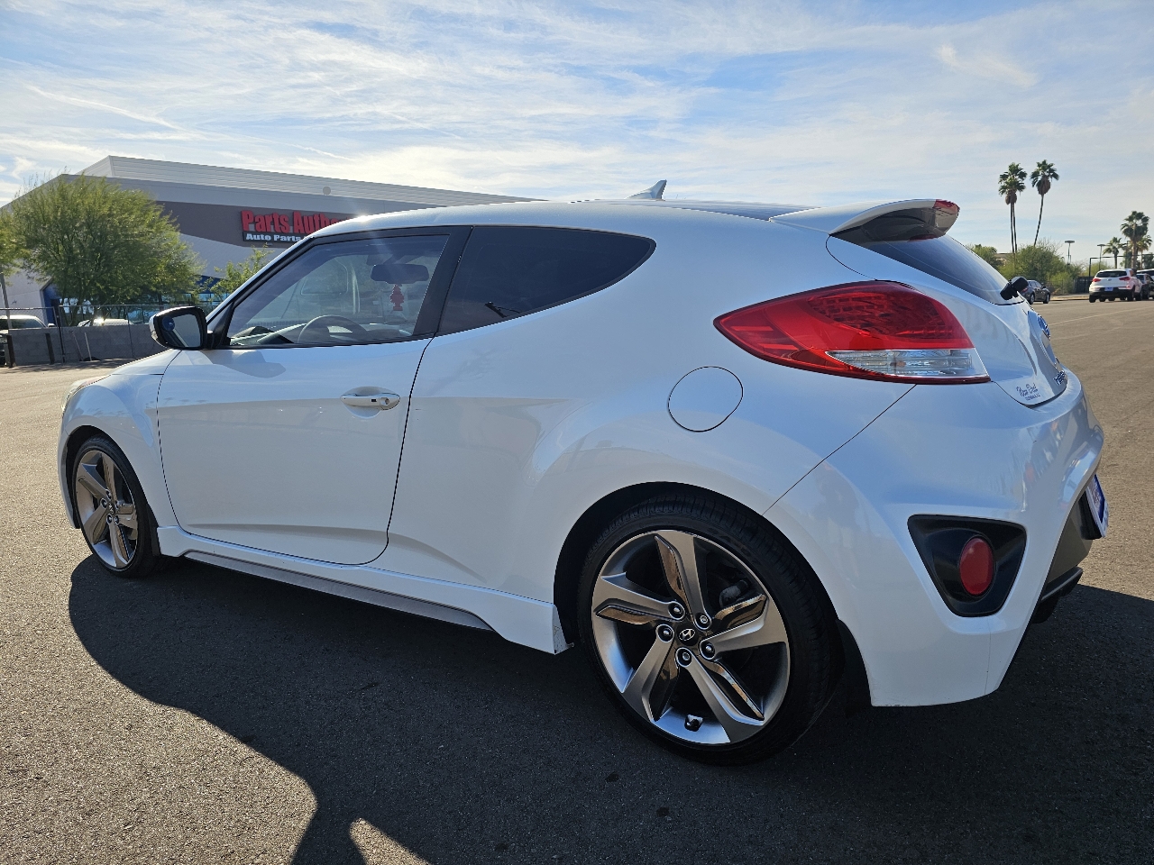 Hyundai Veloster Base 2013
