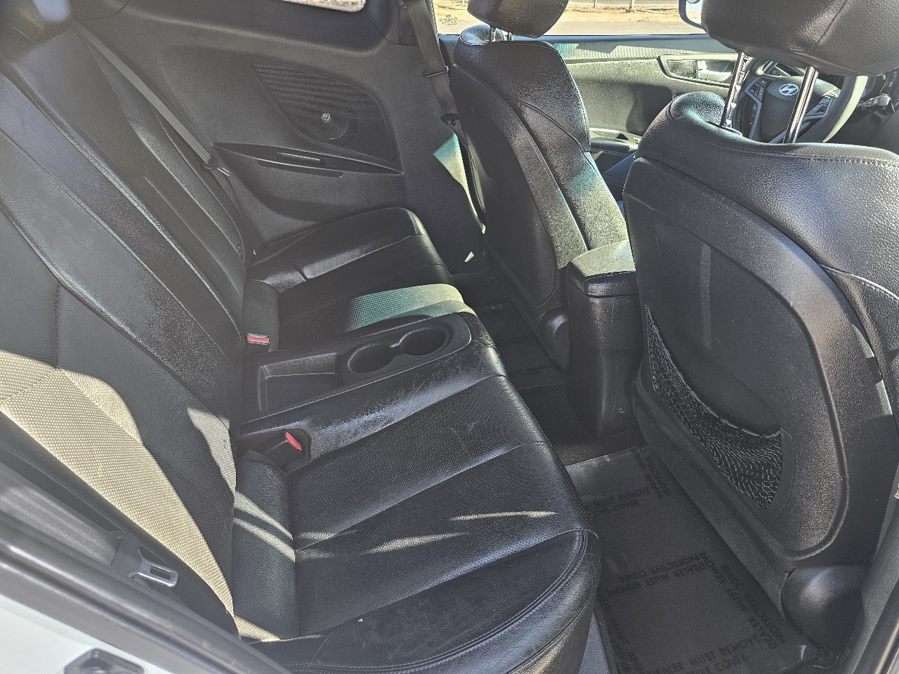 Hyundai Veloster Base 2013