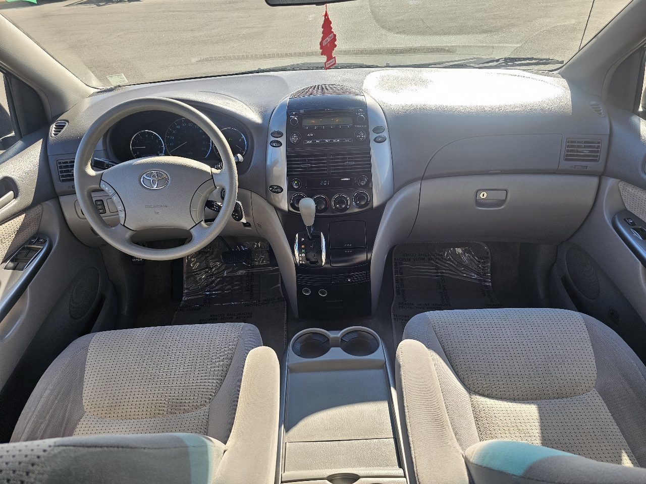 Toyota Sienna LE FWD 8-Passenger Seating 2008