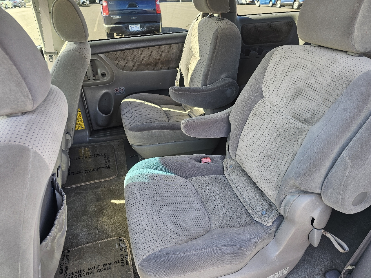 Toyota Sienna LE FWD 8-Passenger Seating 2008