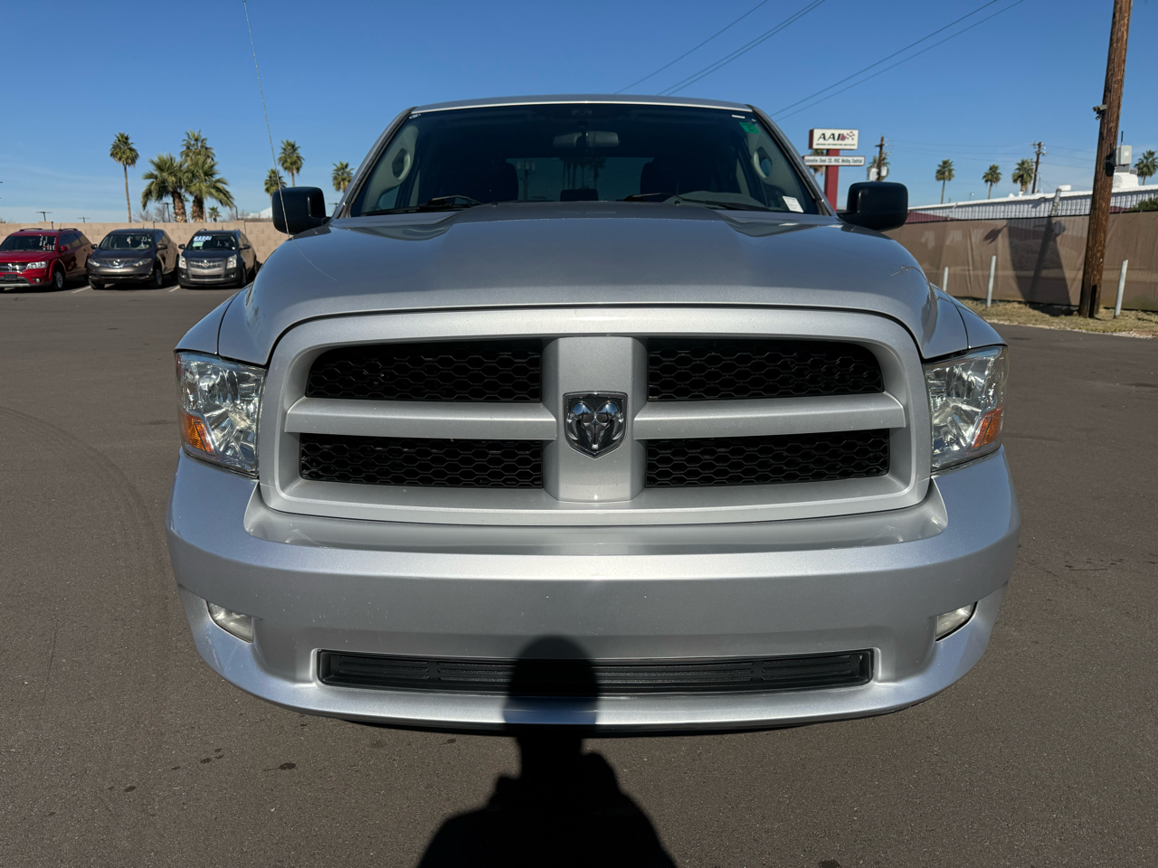 RAM 1500 2WD Crew Cab 140.5" SLT 2012
