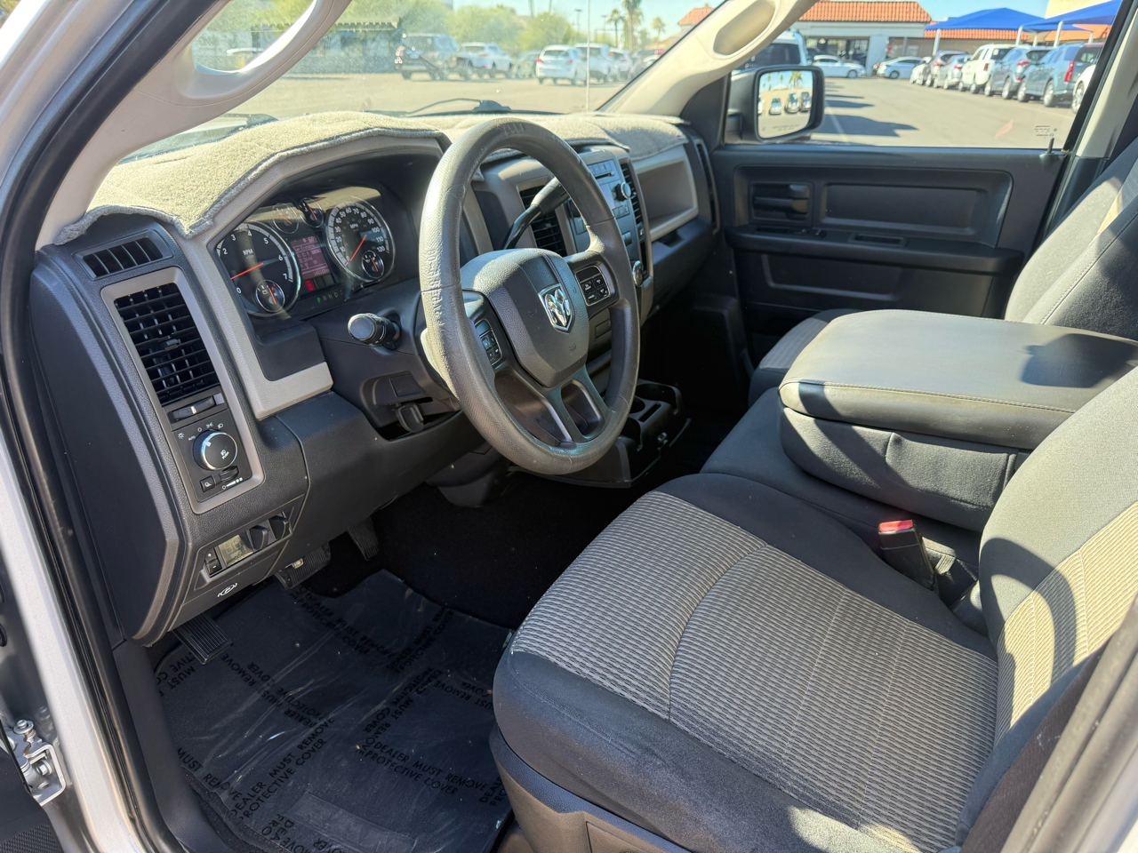 RAM 1500 2WD Crew Cab 140.5" SLT 2012