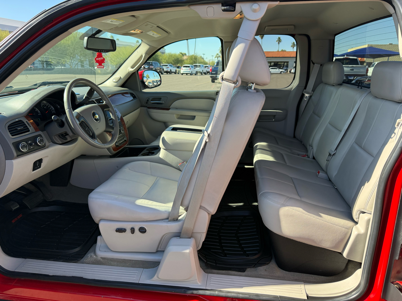 Chevrolet Silverado 1500 1LZ Double Cab 2WD 2011