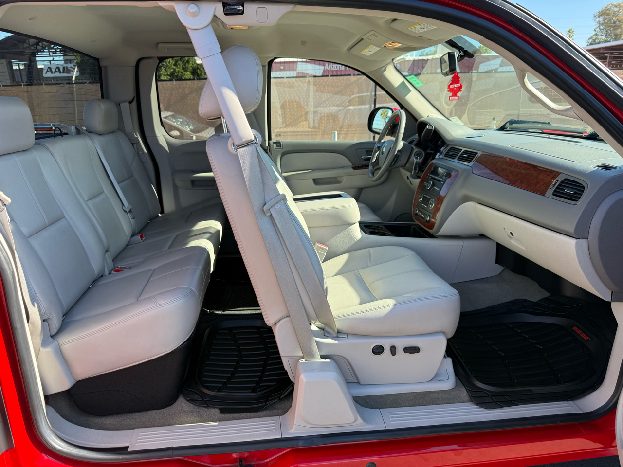 Chevrolet Silverado 1500 1LZ Double Cab 2WD 2011