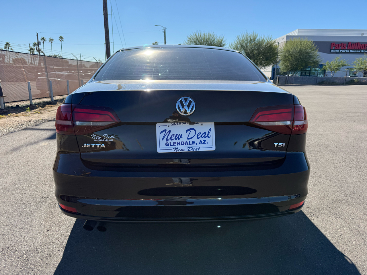 Volkswagen Jetta 1.4T S 6A 2017