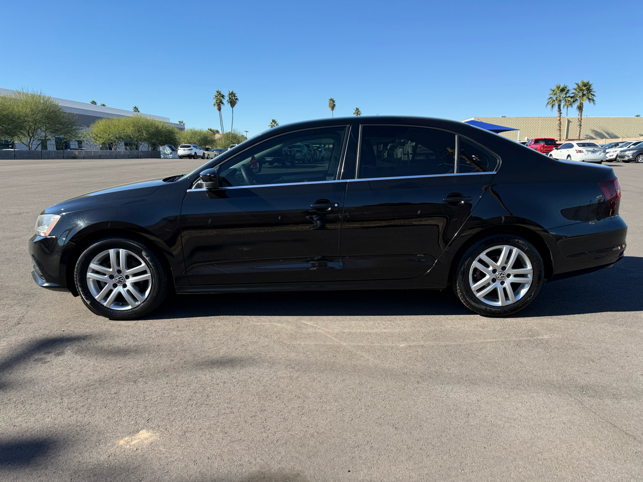 Volkswagen Jetta 1.4T S 6A 2017