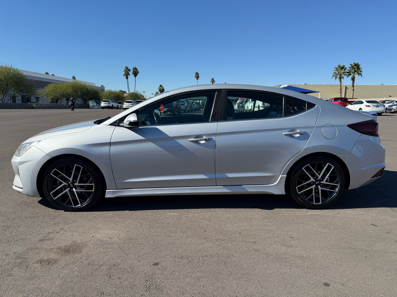 Hyundai Elantra Sport 7A 2019
