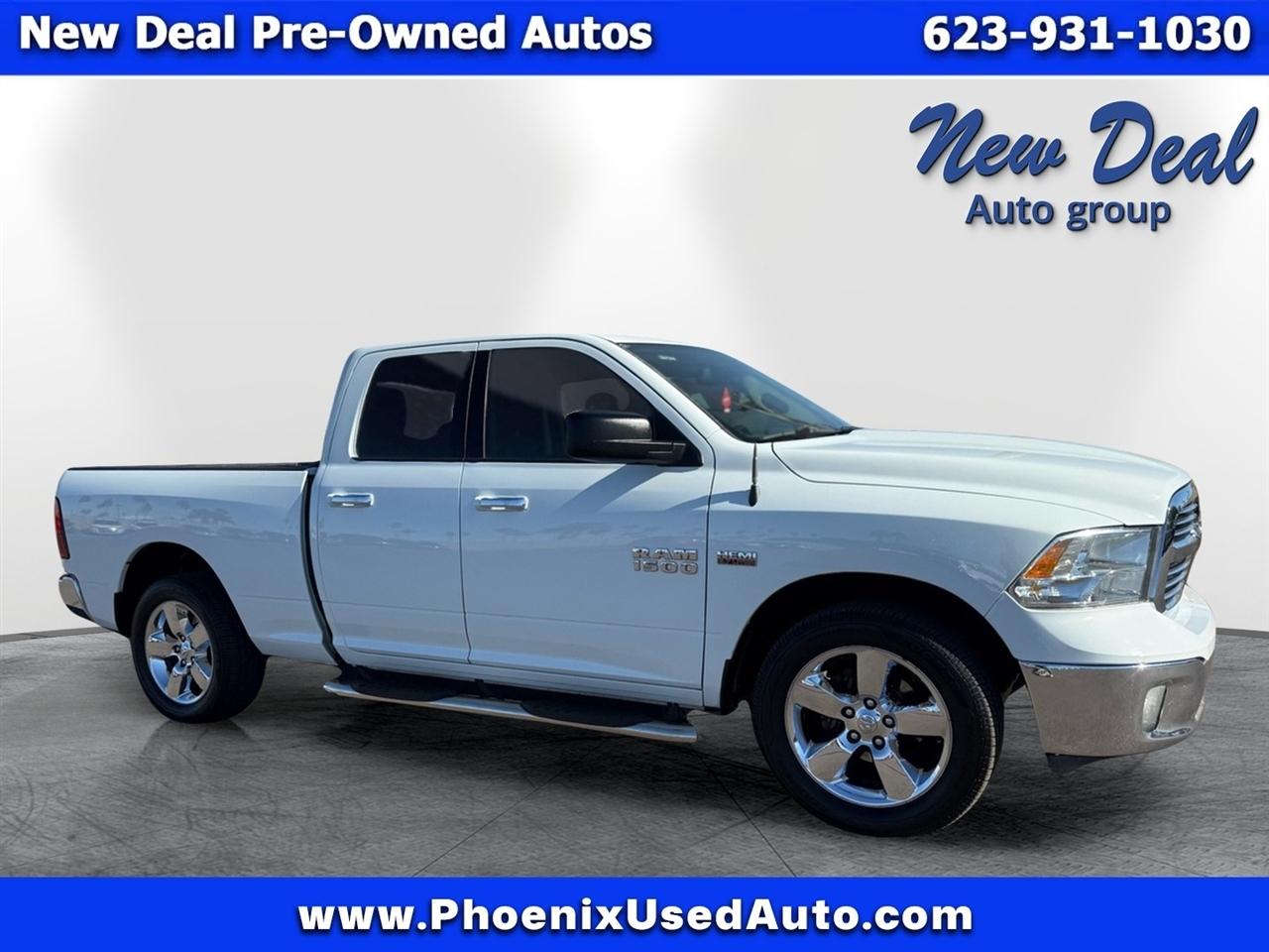 2015 RAM 1500 2WD Crew Cab 140.5" Big Horn