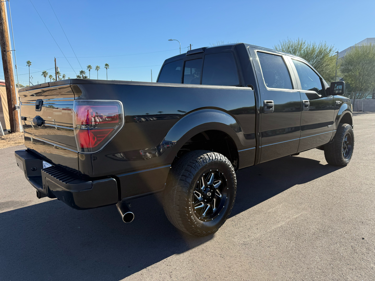 Ford F-150 4WD SuperCrew 150" XLT 2014