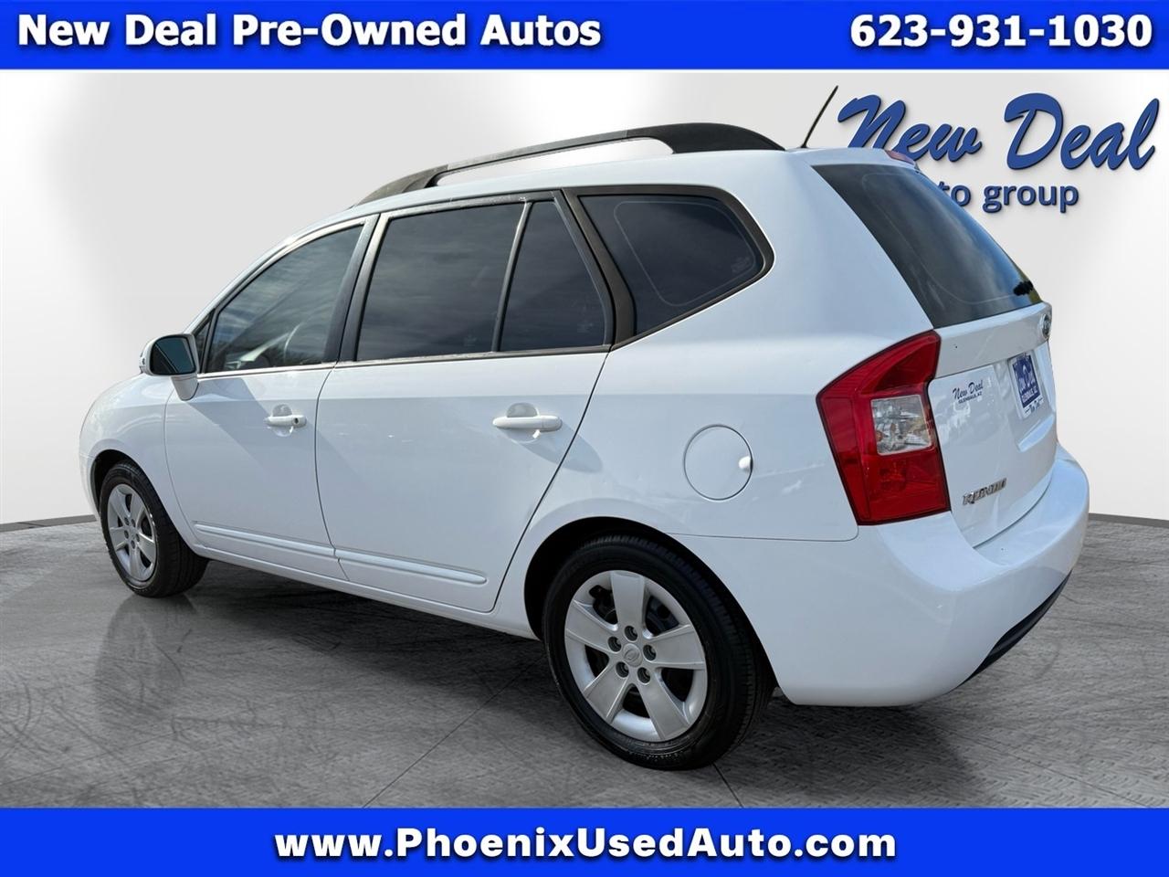 Kia Rondo LX 2010