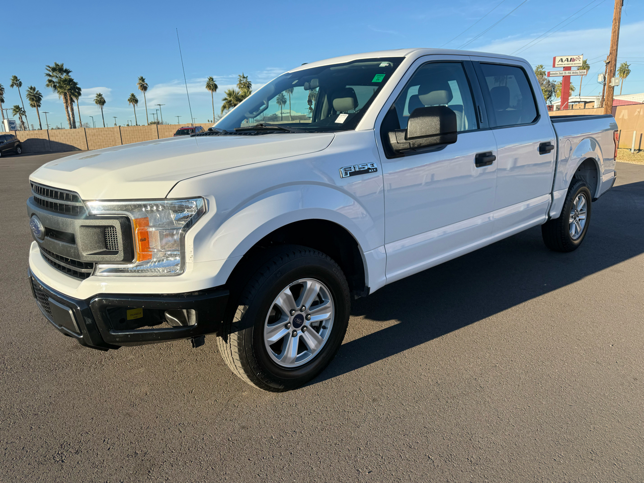 Ford F-150 2WD SuperCrew 139" XL 2018