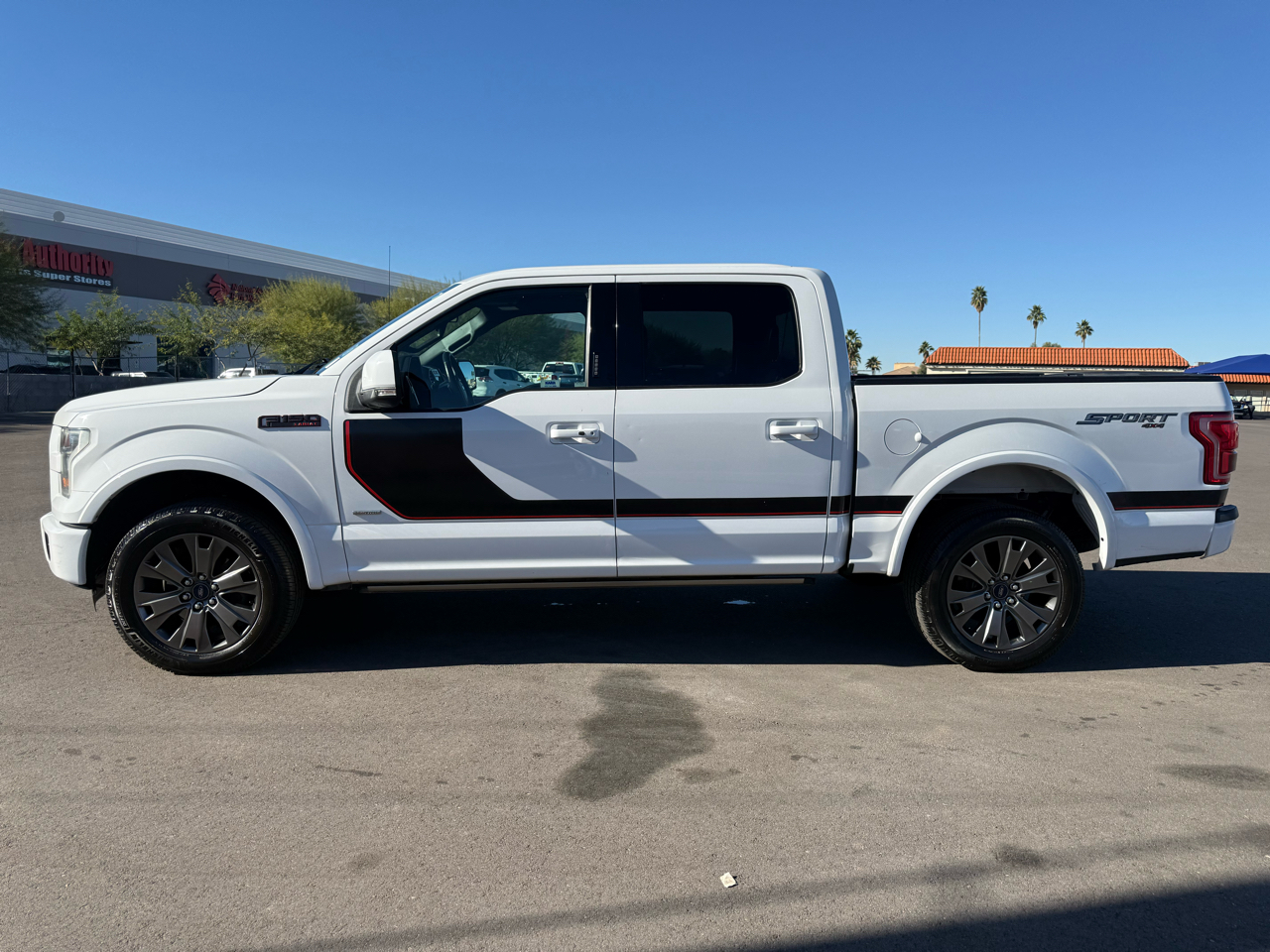 Ford F-150 4WD SuperCrew 145" XLT 2016