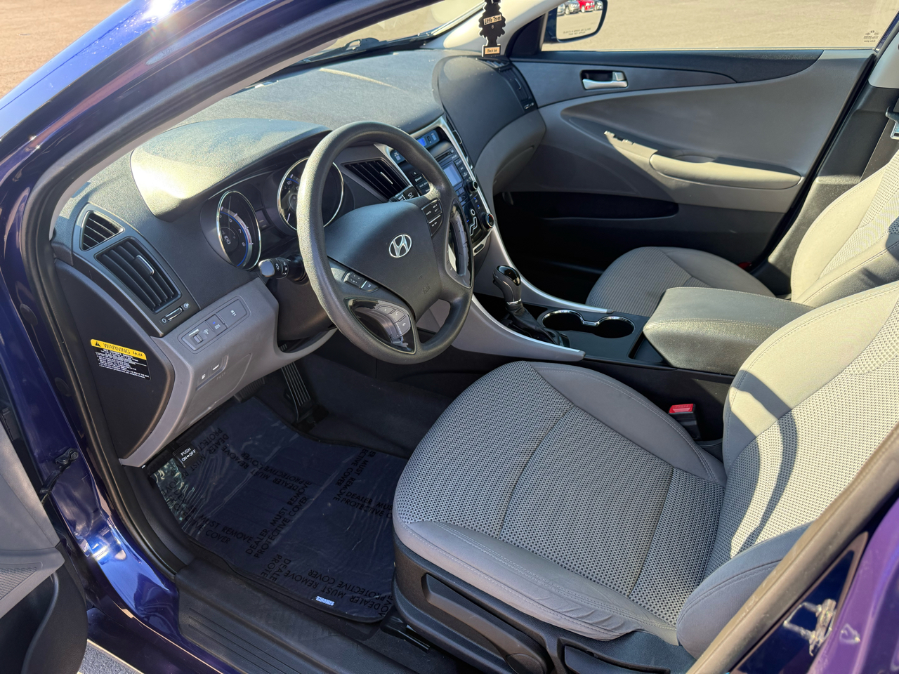 Hyundai Sonata GLS Manual 2012