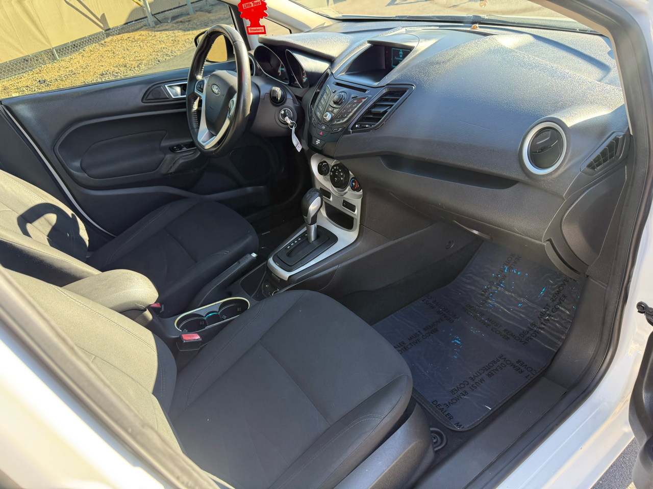 Ford Fiesta SE Sedan 2015