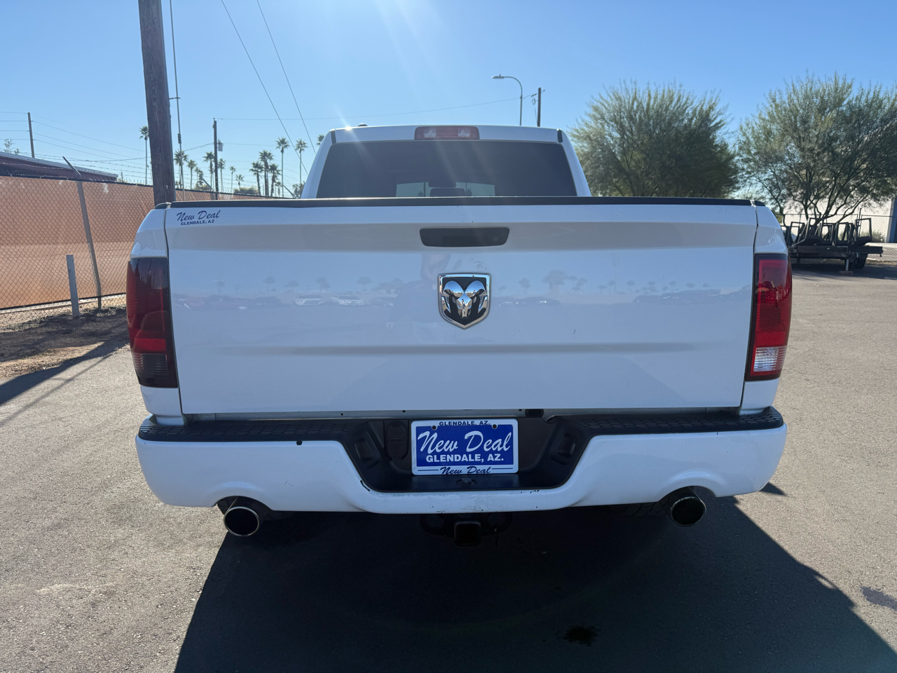 RAM 1500 2WD Crew Cab 140.5" Express 2017