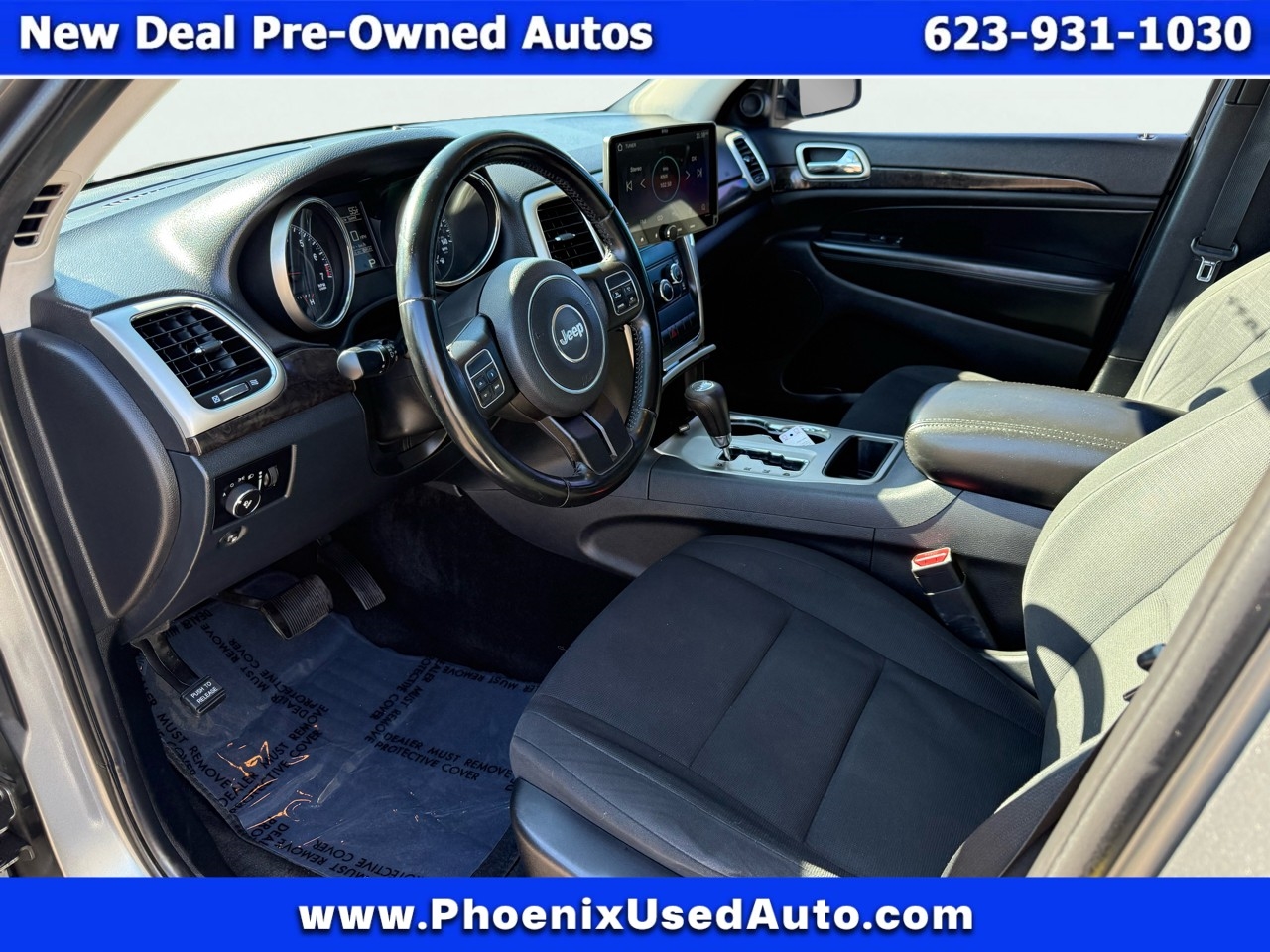 Jeep Grand Cherokee Laredo 4WD 2012
