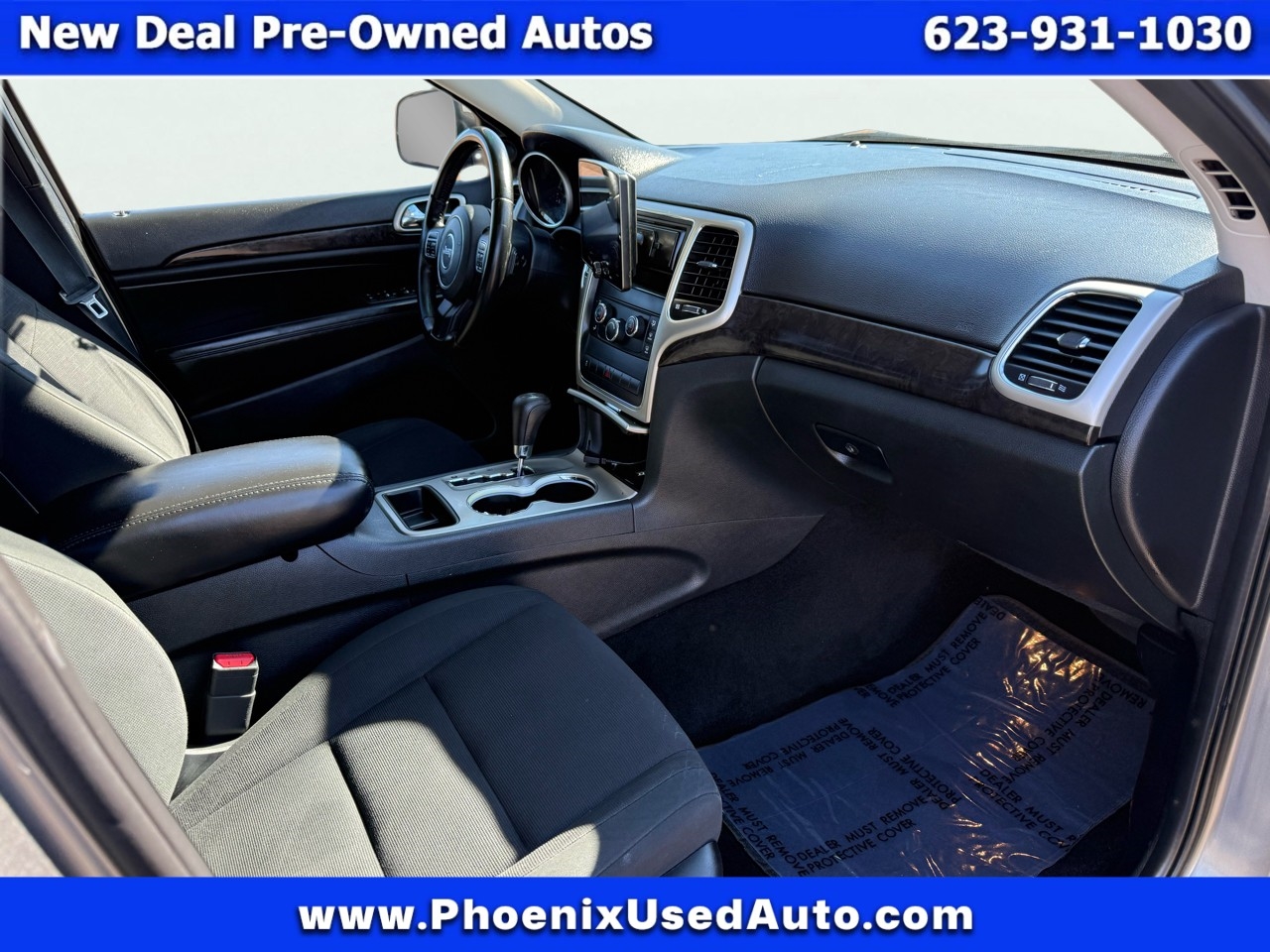 Jeep Grand Cherokee Laredo 4WD 2012