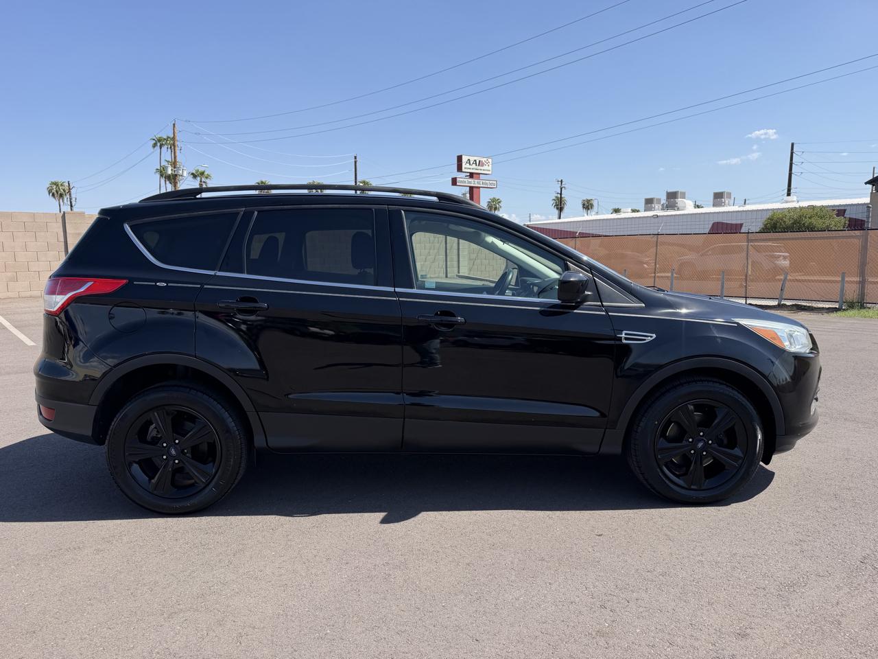 Ford Escape SE FWD 2016
