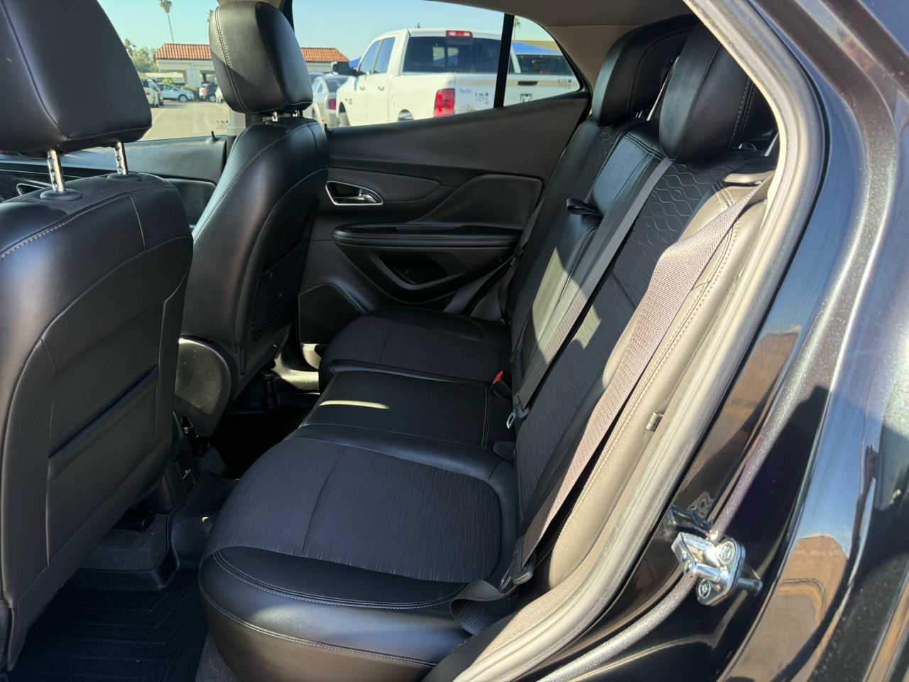 Buick Encore Convenience FWD 2016