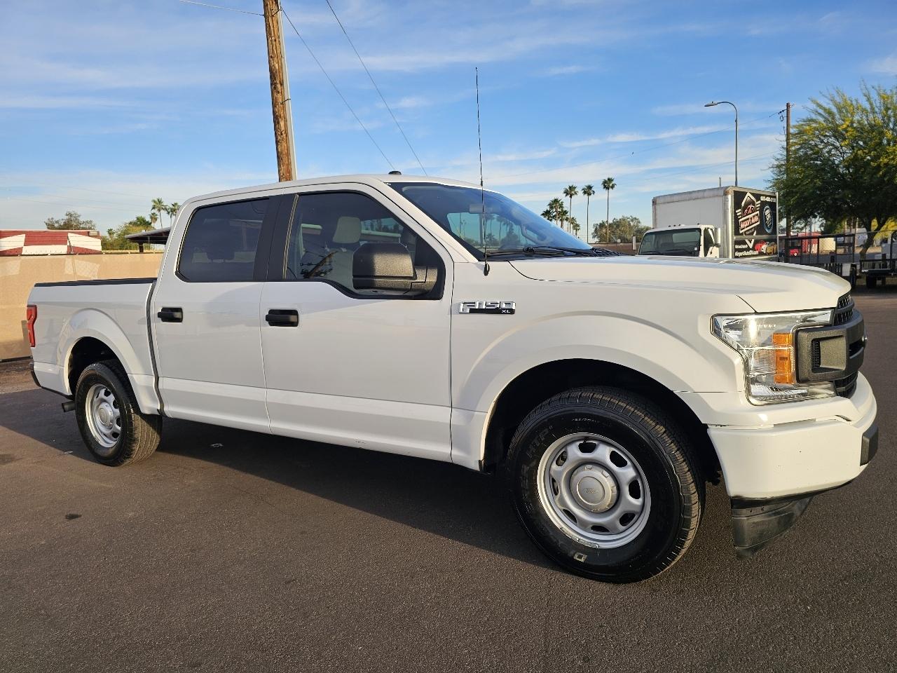 Ford F-150 2WD SuperCrew 139" XL 2018