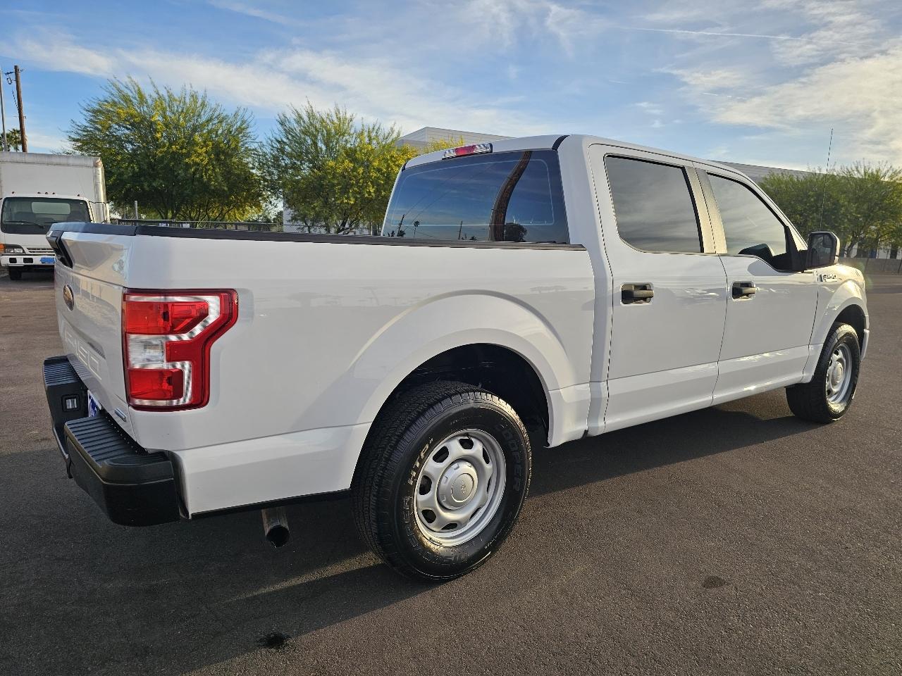 Ford F-150 2WD SuperCrew 139" XL 2018