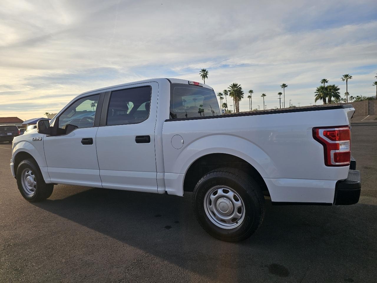 Ford F-150 2WD SuperCrew 139" XL 2018