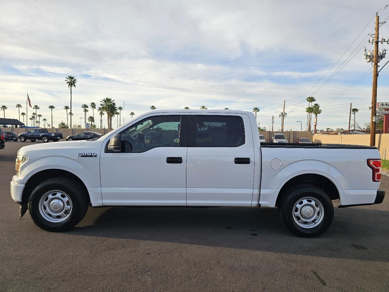 Ford F-150 2WD SuperCrew 139" XL 2018