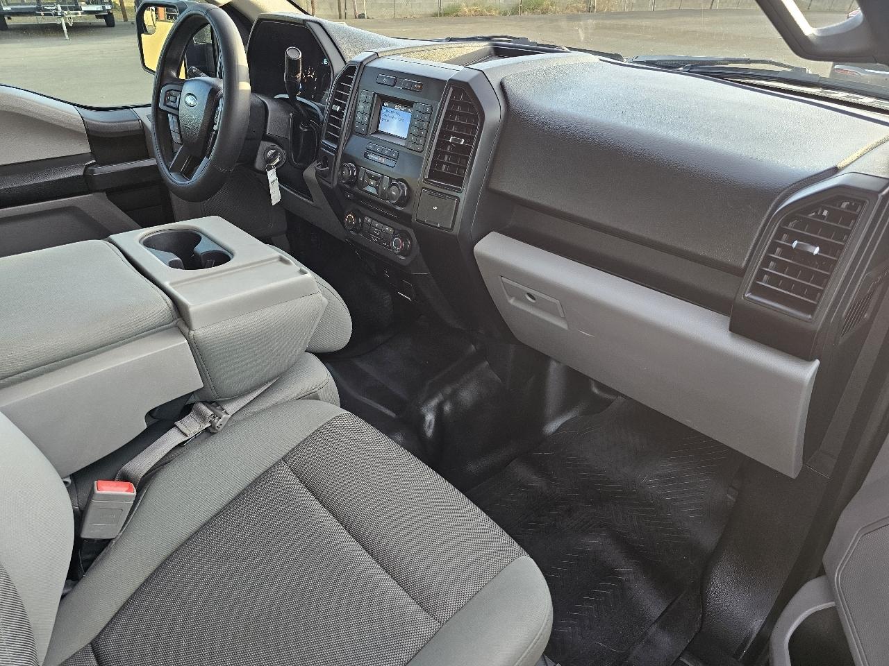 Ford F-150 2WD SuperCrew 139" XL 2018