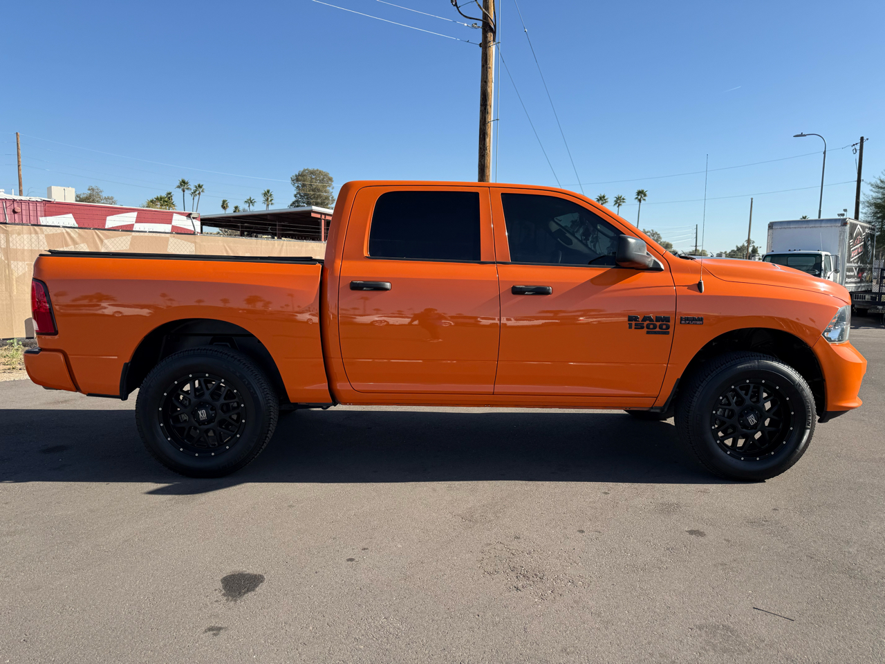 RAM 1500 Classic Tradesman Crew Cab SWB 4WD 2019