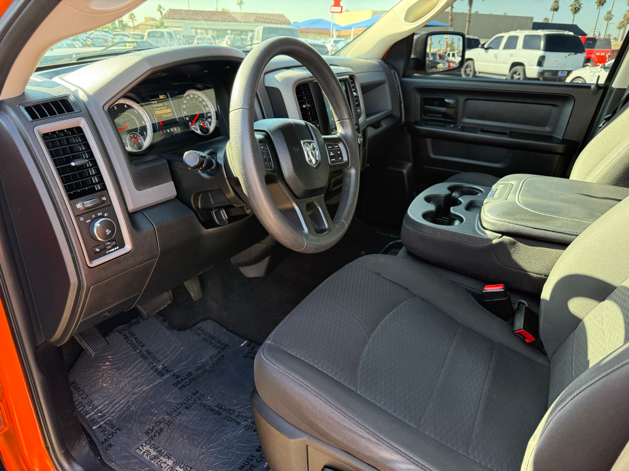 RAM 1500 Classic Tradesman Crew Cab SWB 4WD 2019