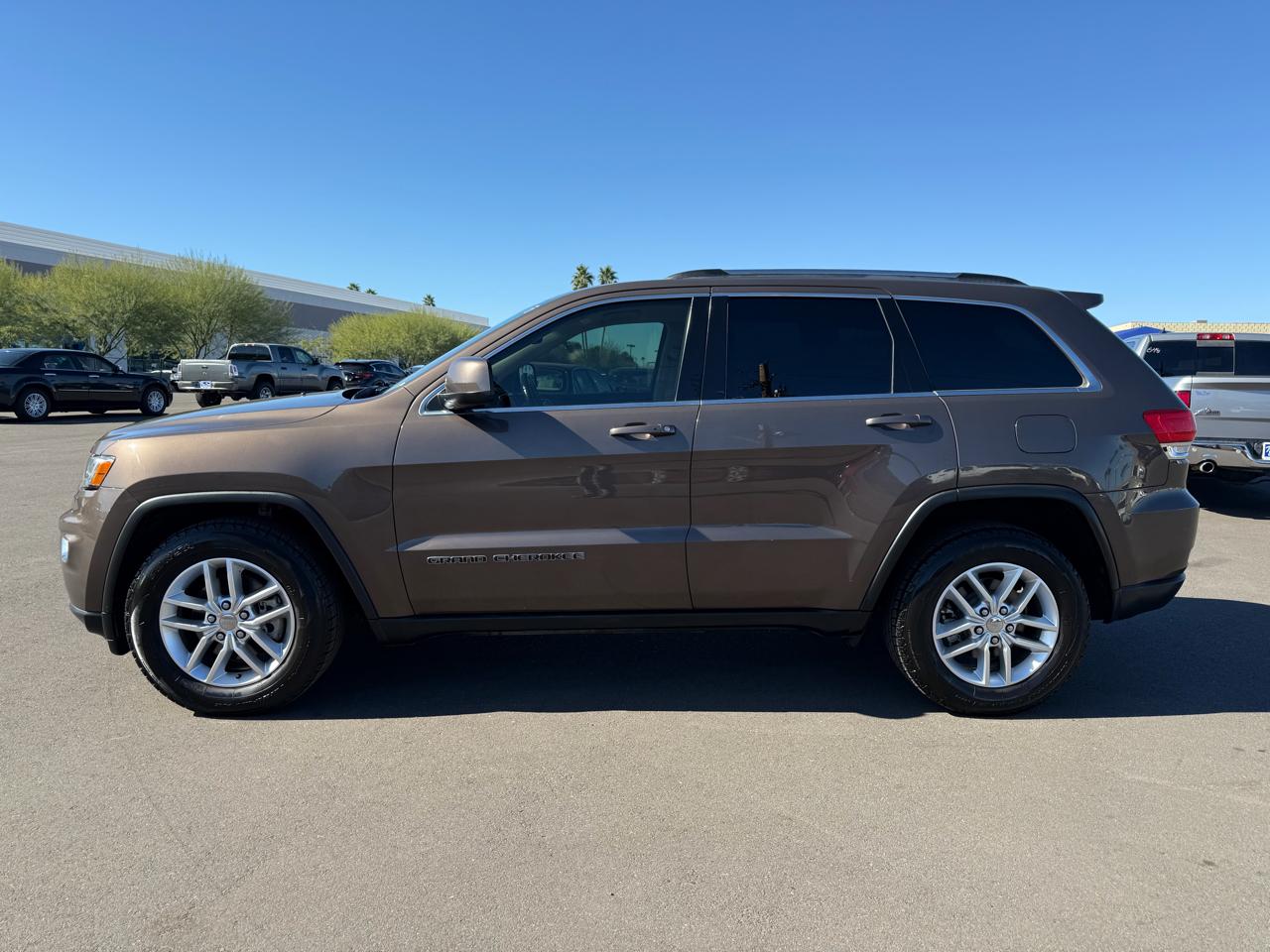 Jeep Grand Cherokee Laredo 2WD 2017