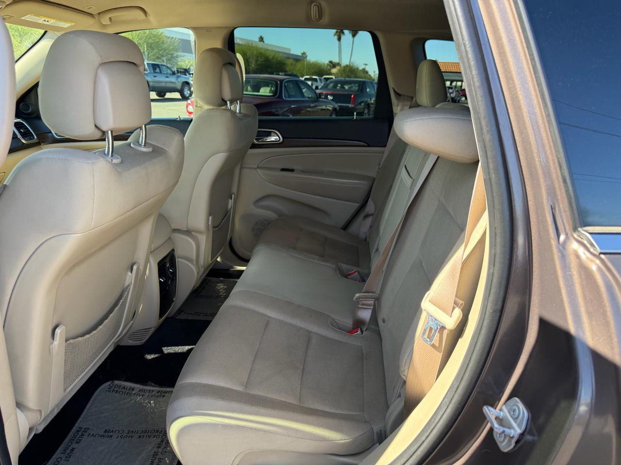 Jeep Grand Cherokee Laredo 2WD 2017