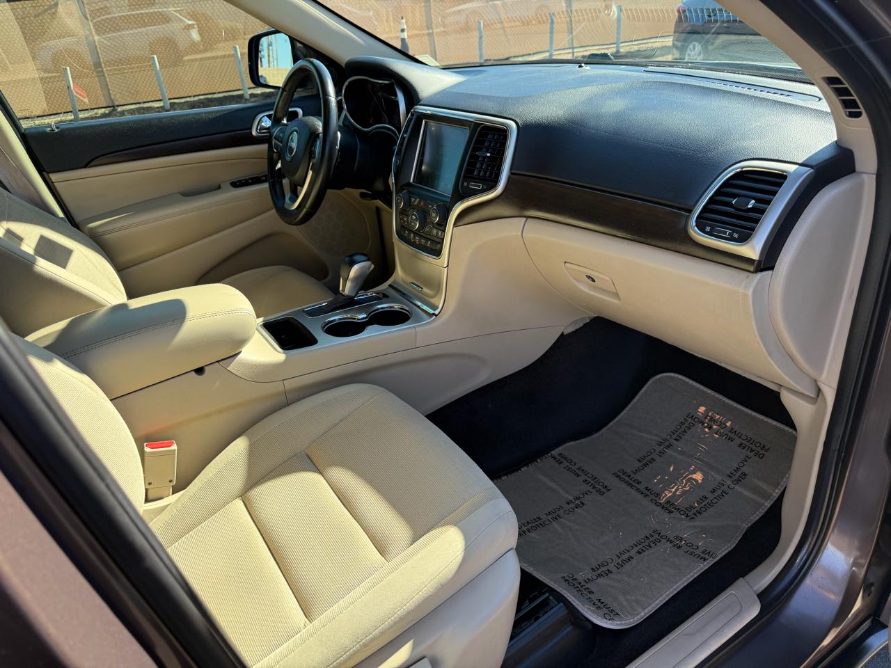 Jeep Grand Cherokee Laredo 2WD 2017
