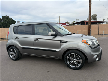 2013 Kia Soul Base