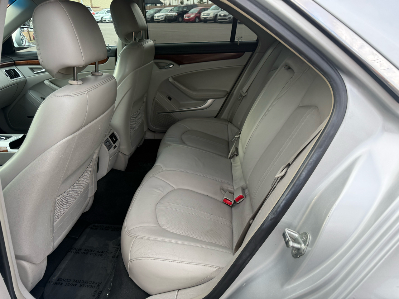 Cadillac CTS 3.0L Luxury AWD 2010