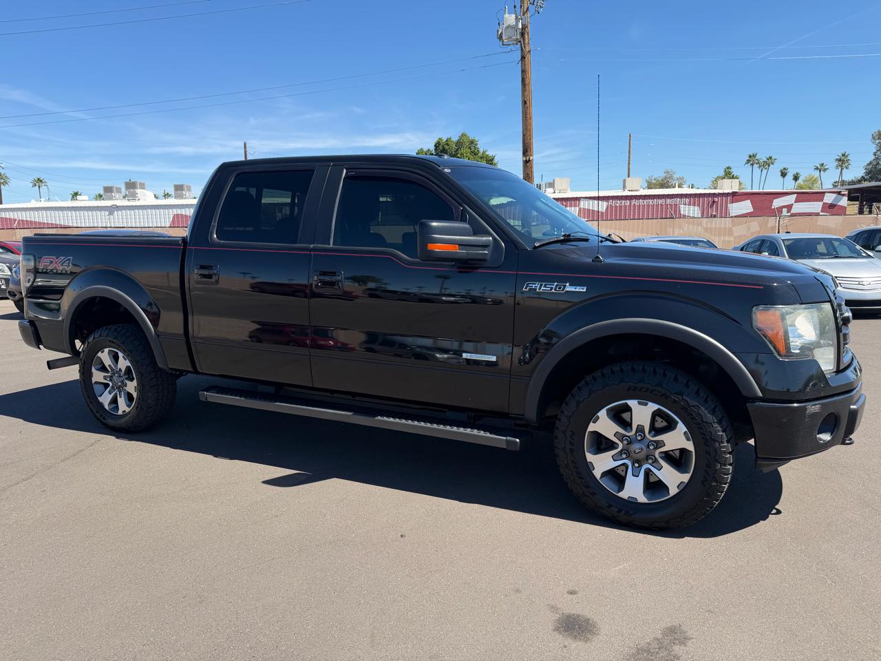 Ford F-150 4WD SuperCrew 145" XL 2013