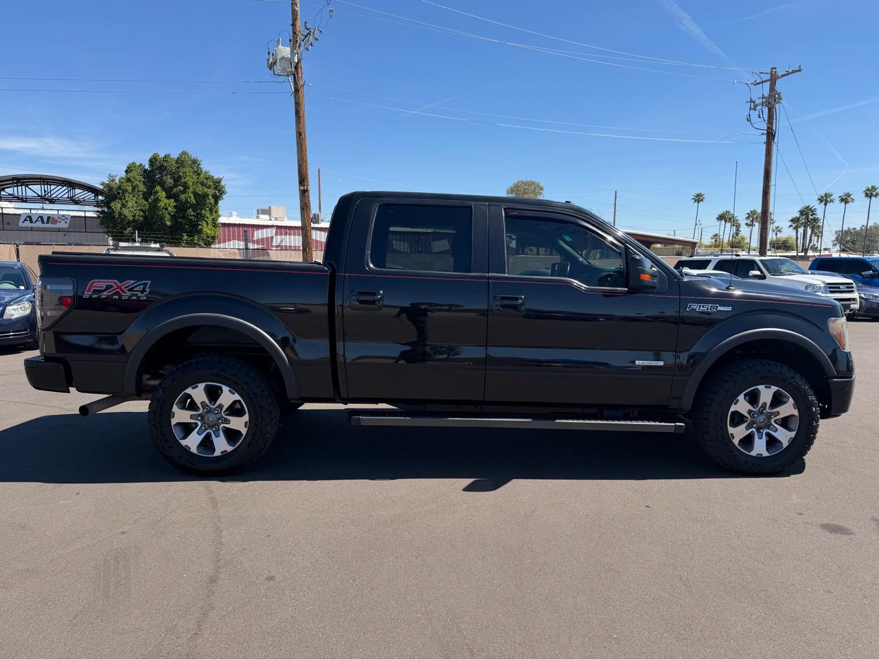Ford F-150 4WD SuperCrew 145" XL 2013