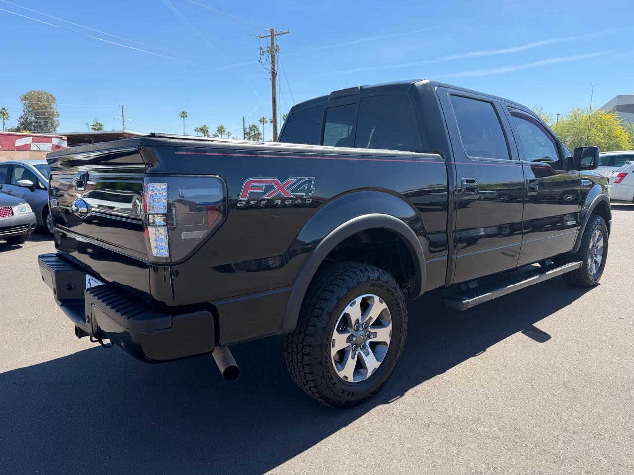 Ford F-150 4WD SuperCrew 145" XL 2013