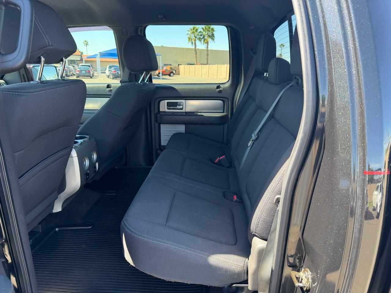 Ford F-150 4WD SuperCrew 145" XL 2013