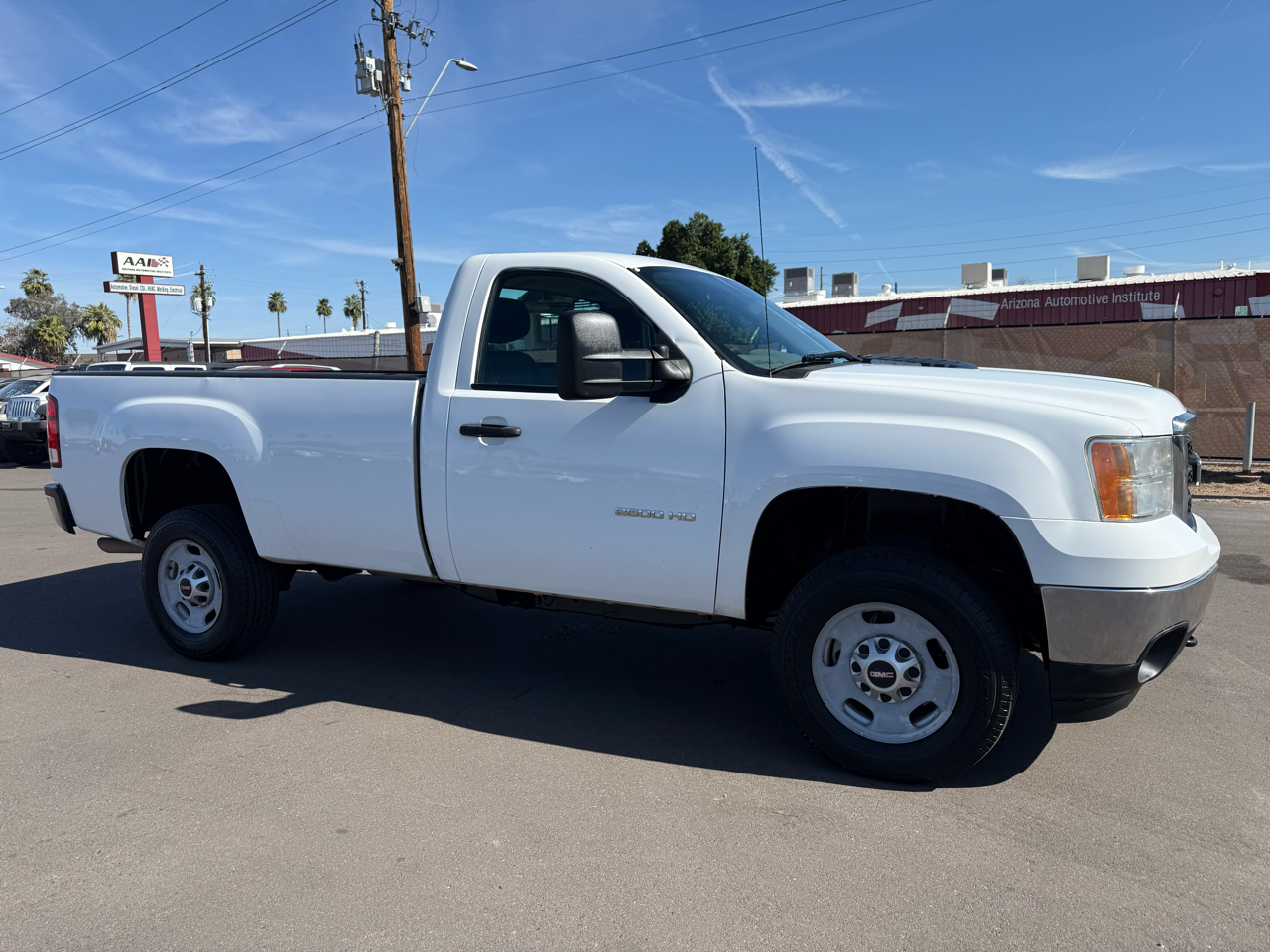 2014 GMC Sierra 2500HD 2WD Reg Cab 142"
