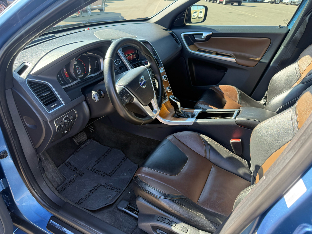 Volvo XC60 T6 Drive-E Platinum FWD 2015