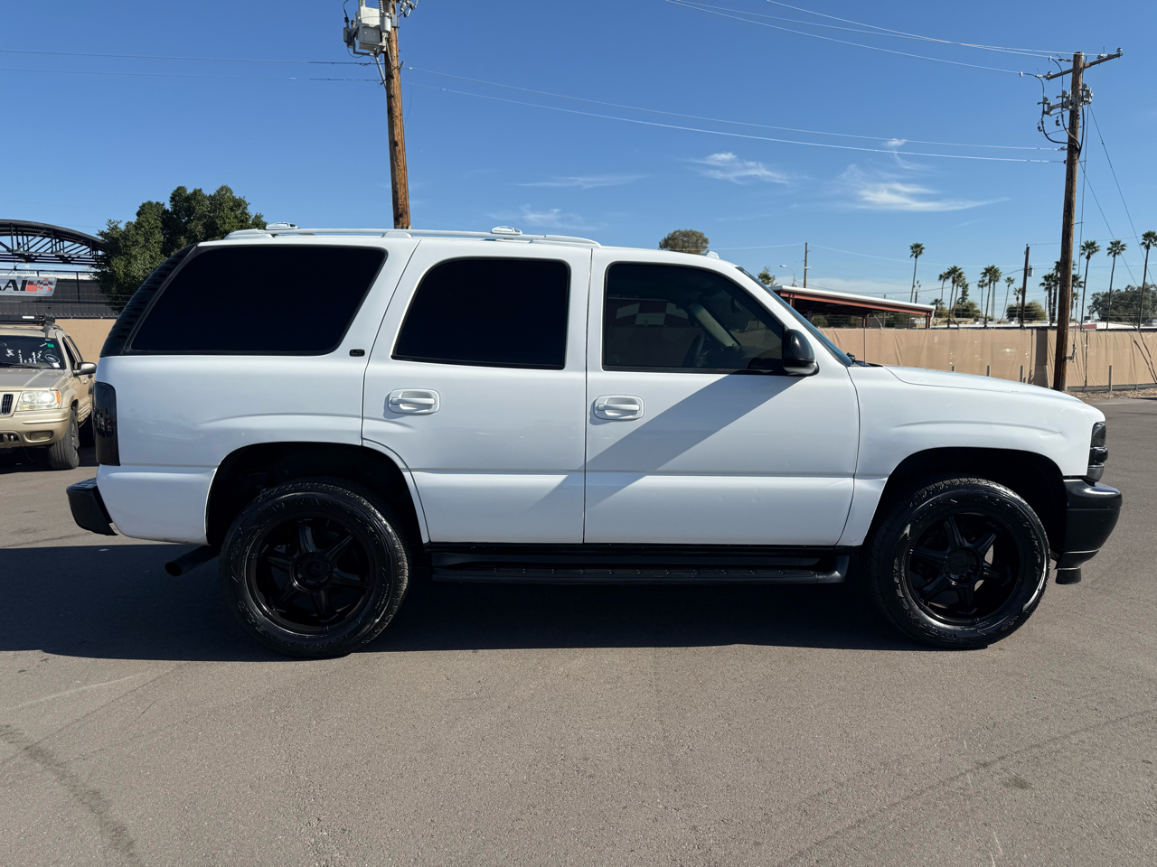 Chevrolet Tahoe 2WD 2005