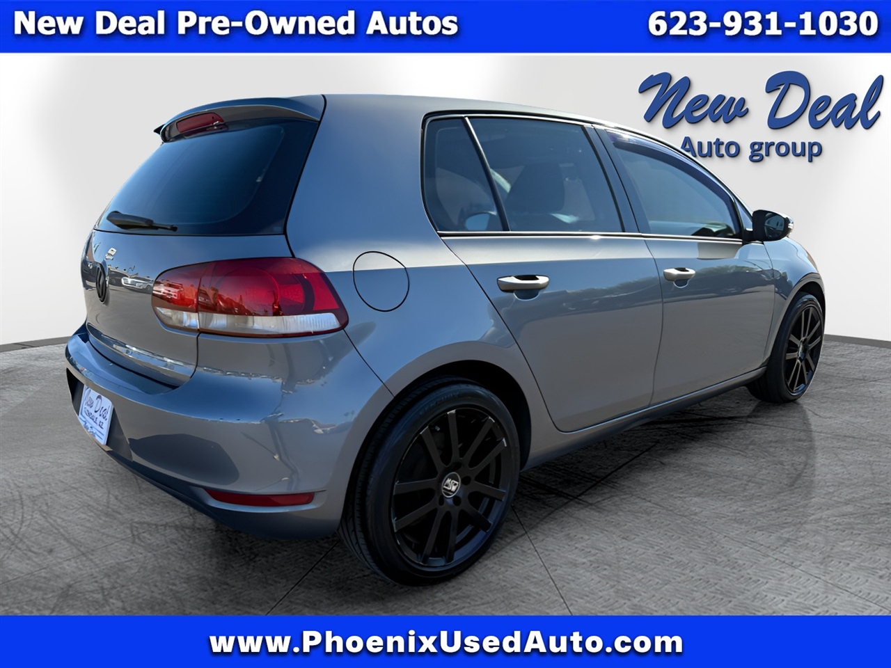 Volkswagen Golf 2.5L 4-Door PZEV 2011