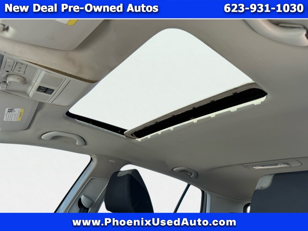 Volkswagen Golf 2.5L 4-Door PZEV 2011