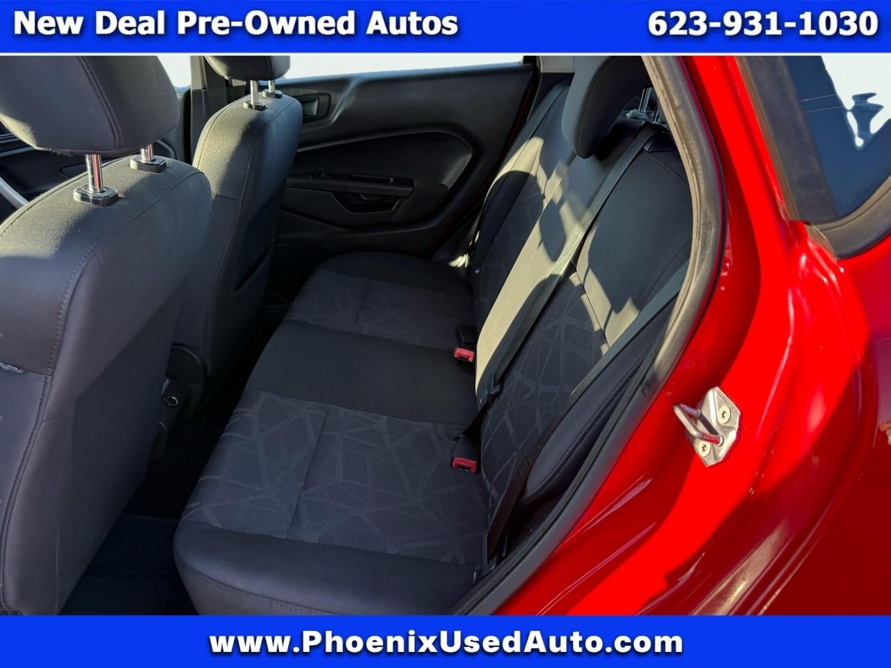 Ford Fiesta SE Hatchback 2012