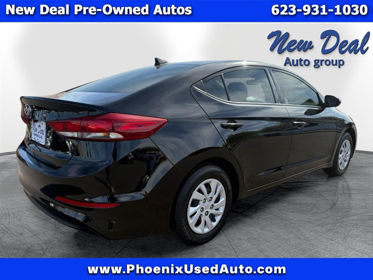 Hyundai Elantra SE 6AT 2017